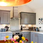 Ferienhaus Brecks Farm - The Tractor Shed *