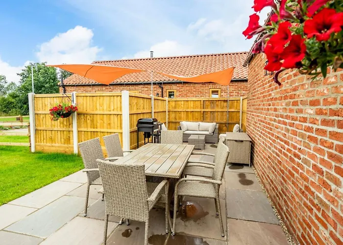 Brecks Farm - The Tractor Shed *